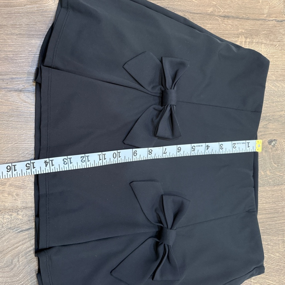 HALARA Black Bow-Accent Skort - Picture 7 of 10